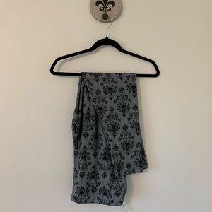 Disney Haunted Mansion Wallpaper Leggings XL NWT